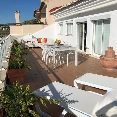 Penthouse La Paz 9 - Castle View Apartment *